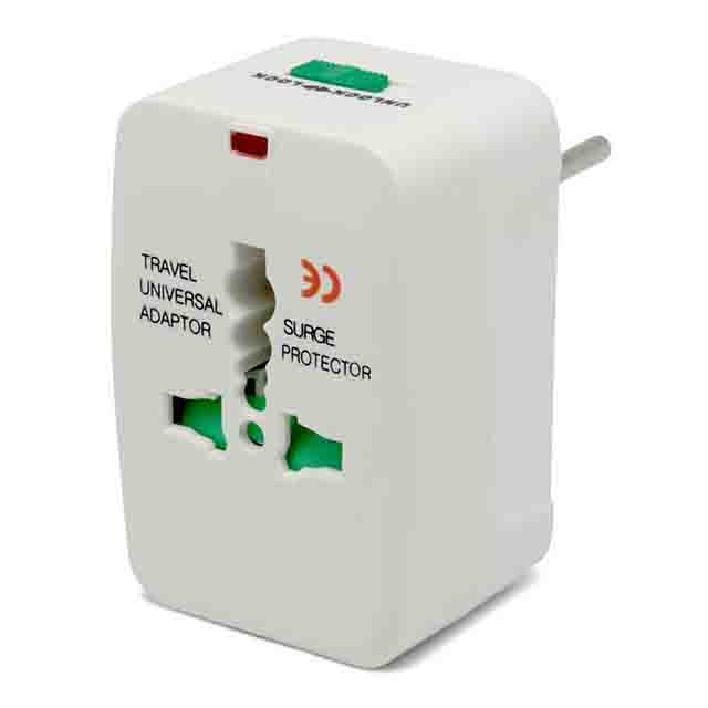 Adaptador universal de viaje