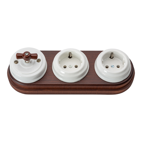 Conjunto interruptor y dos enchufes