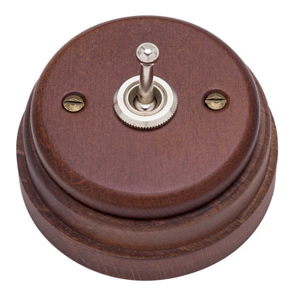 Interruptor madera oscura y níquel