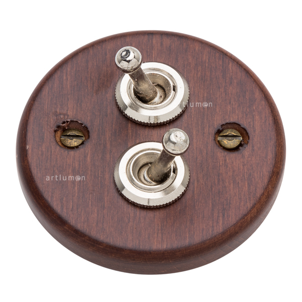 Interruptores madera oscura y níquel